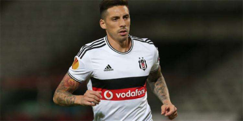 Jose Sosa'dan ayrılık kararı!